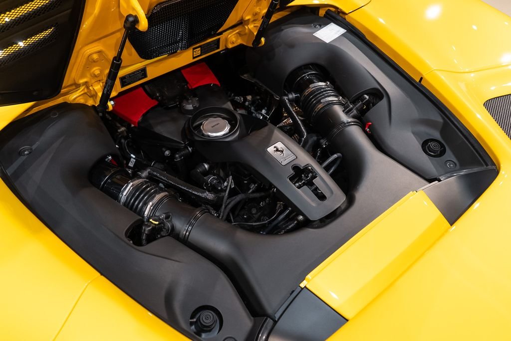 Certified Used 2023 Giallo Triplo Strato Ferrari Base image 36