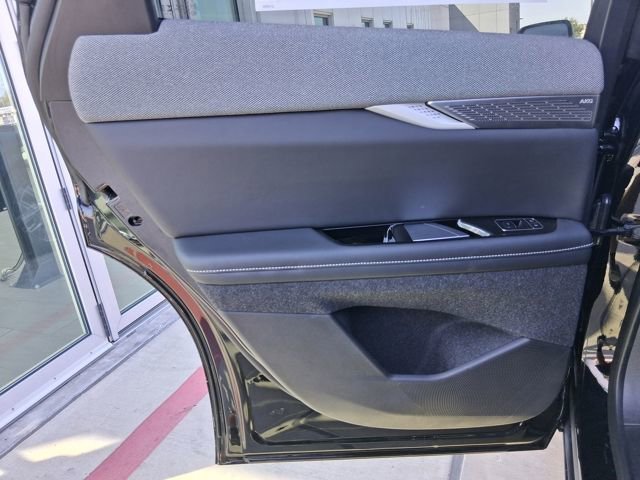 2026 Cadillac OPTIQ Luxury - Photo 25