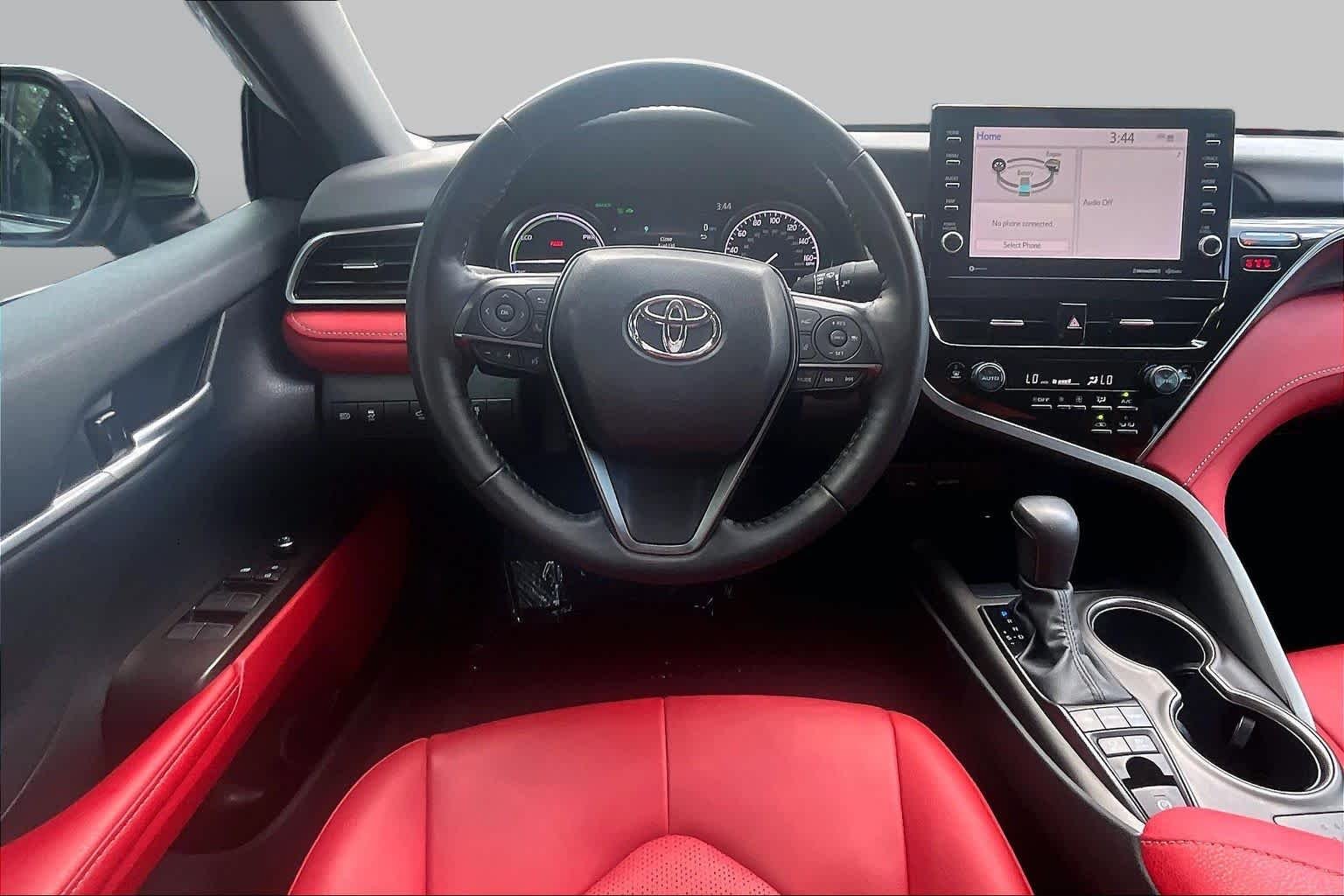 Used 2024 Wind Chill Pearl Toyota Hybrid XSE image 6