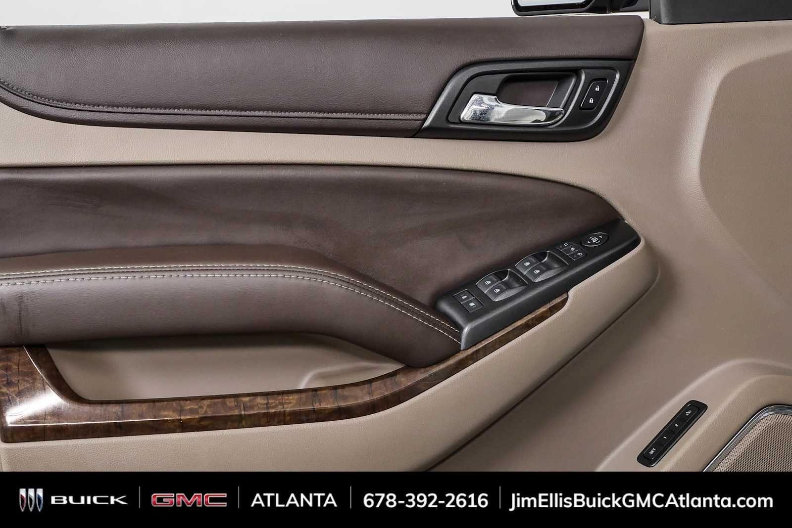 Used 2016 IRIDESCENT PEARL TRICOAT Chevrolet LT image 6