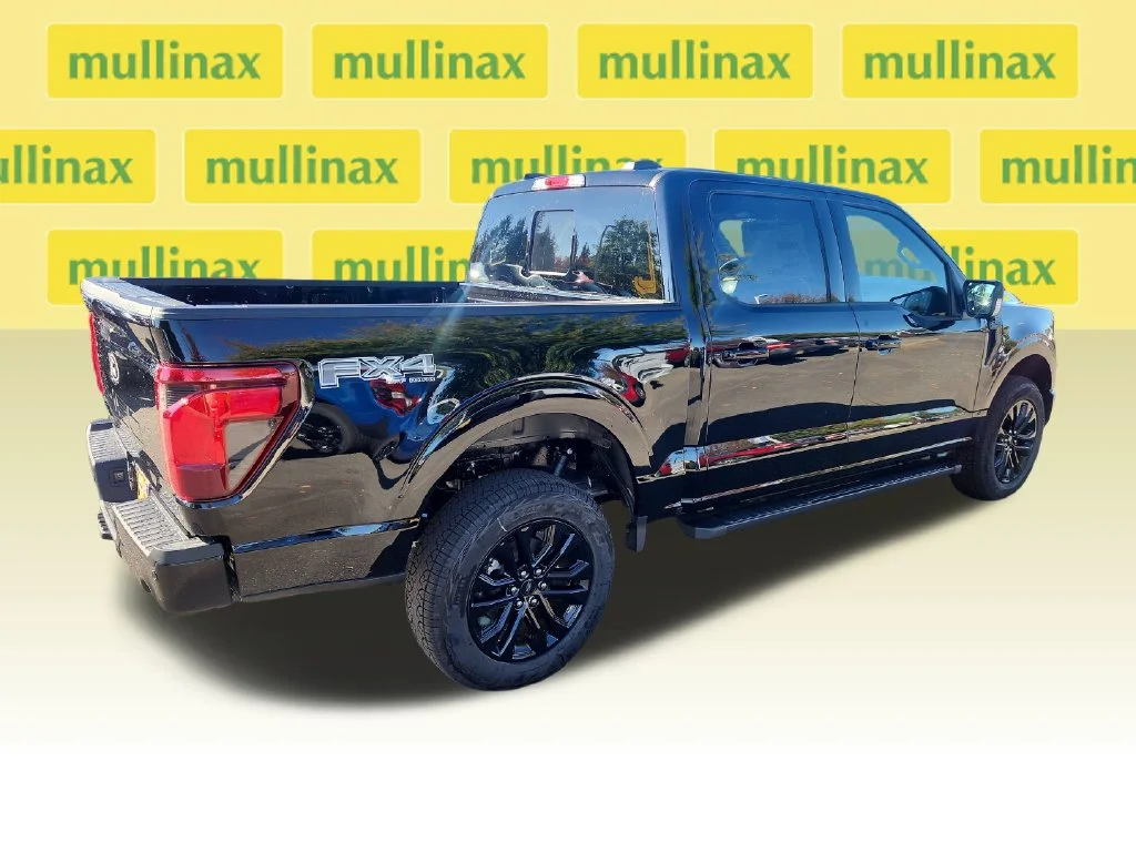 New 2026 Black Ford XLT image 3