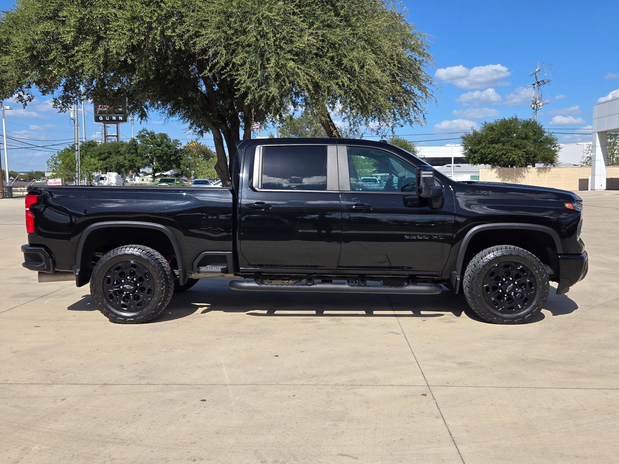 2024 Chevrolet Silverado 2500HD LT - Photo 9