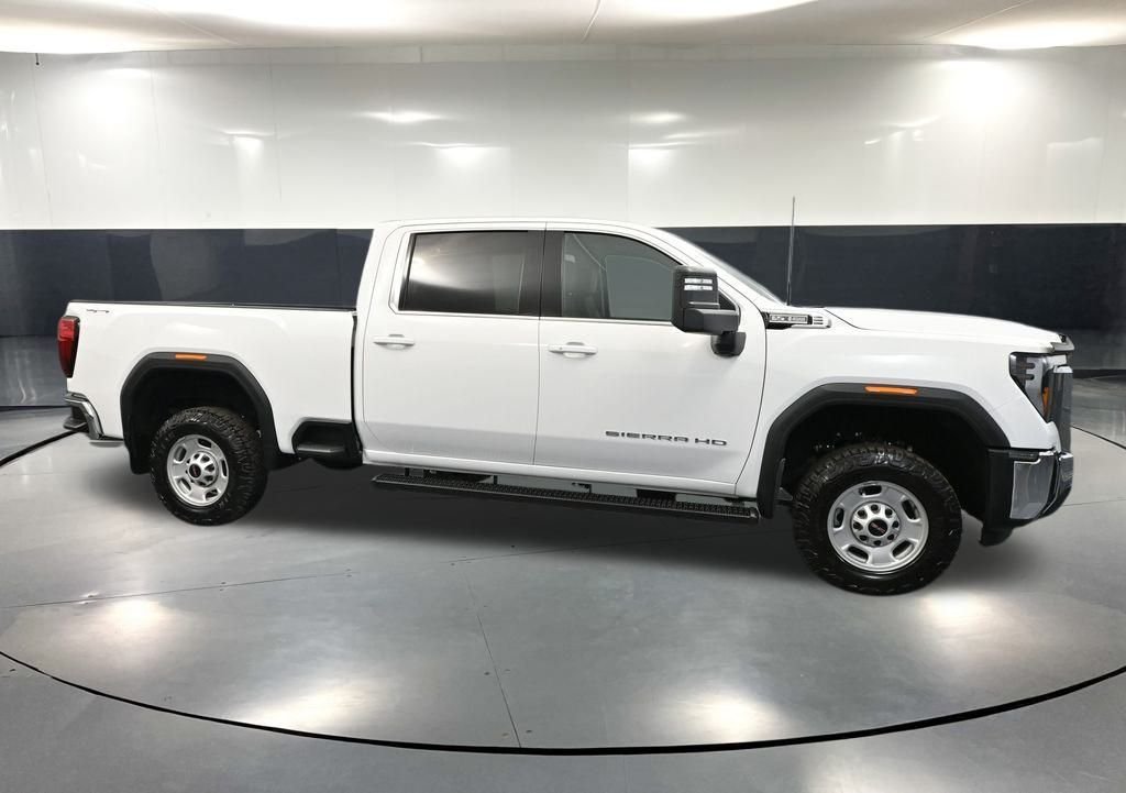 2025 Gmc Sierra HD SLE photo 3