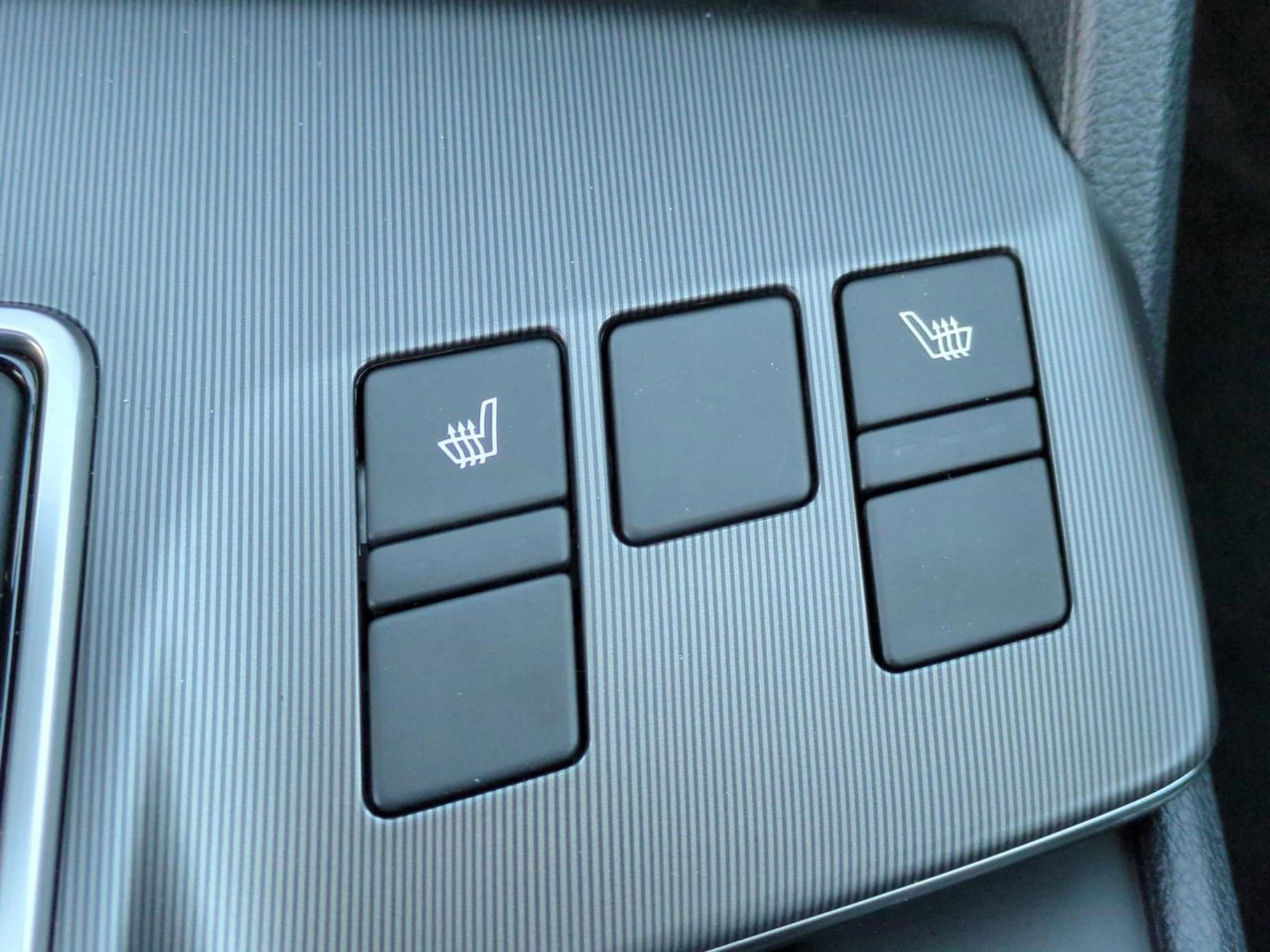 New 2026 Wolf Gray Kia EX image 34