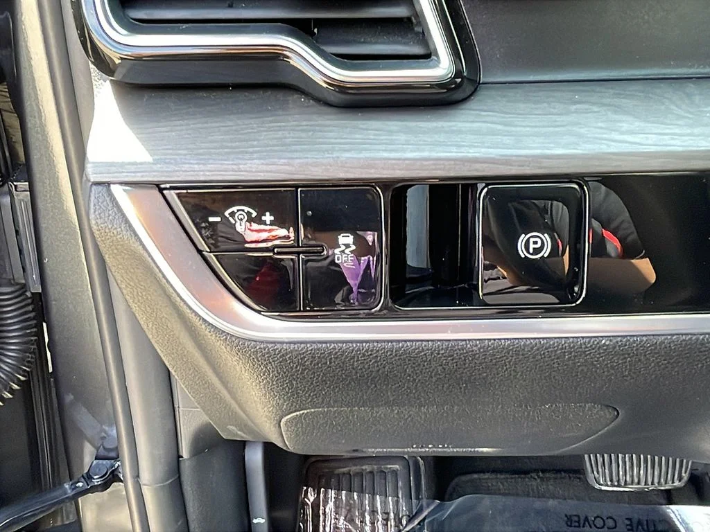 Used 2024 Gray Kia X-Line image 41