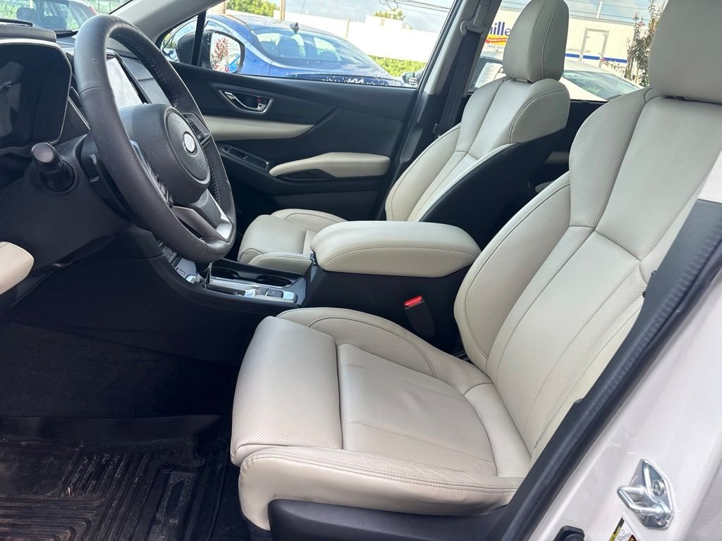 Used 2025 White Subaru Limited image 13
