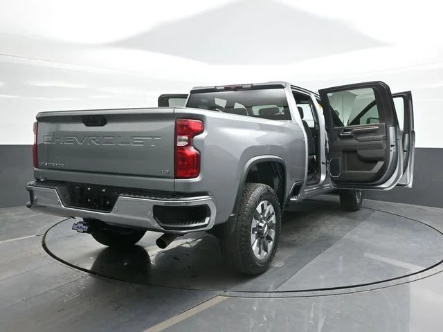 Used 2024 Gray Chevrolet LT image 29