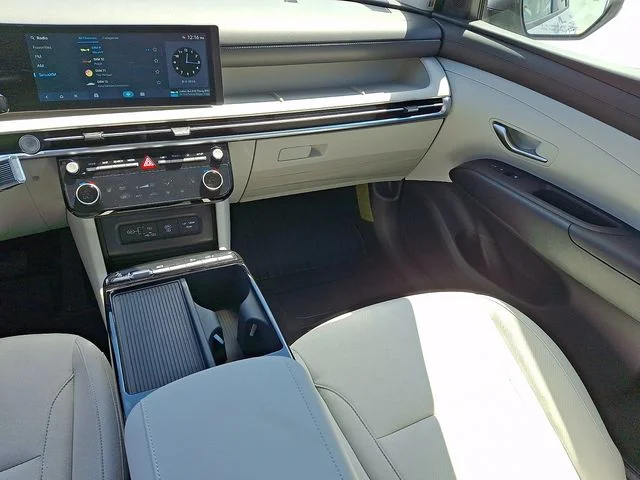 New 2026 Silver Hyundai SEL image 9