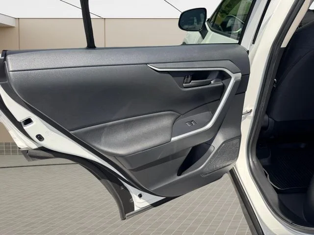 Used 2023 White Toyota LE image 13