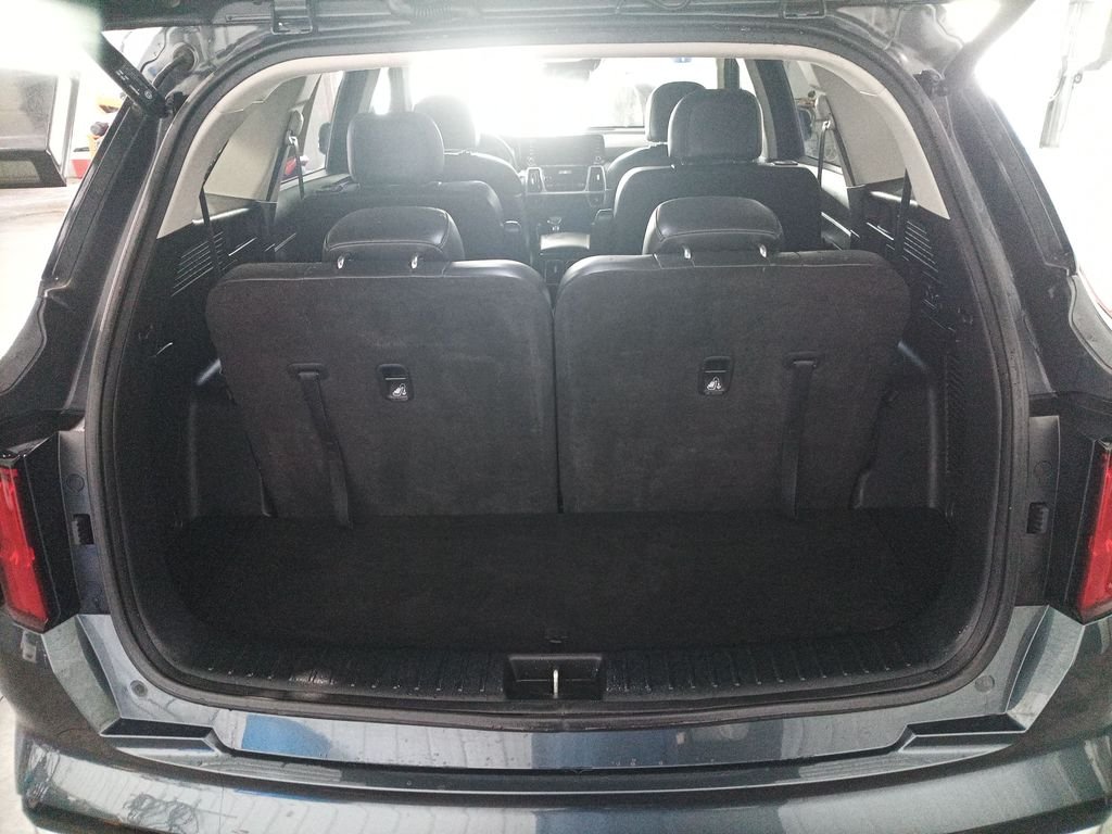 Used 2021 Gray Kia SX image 9