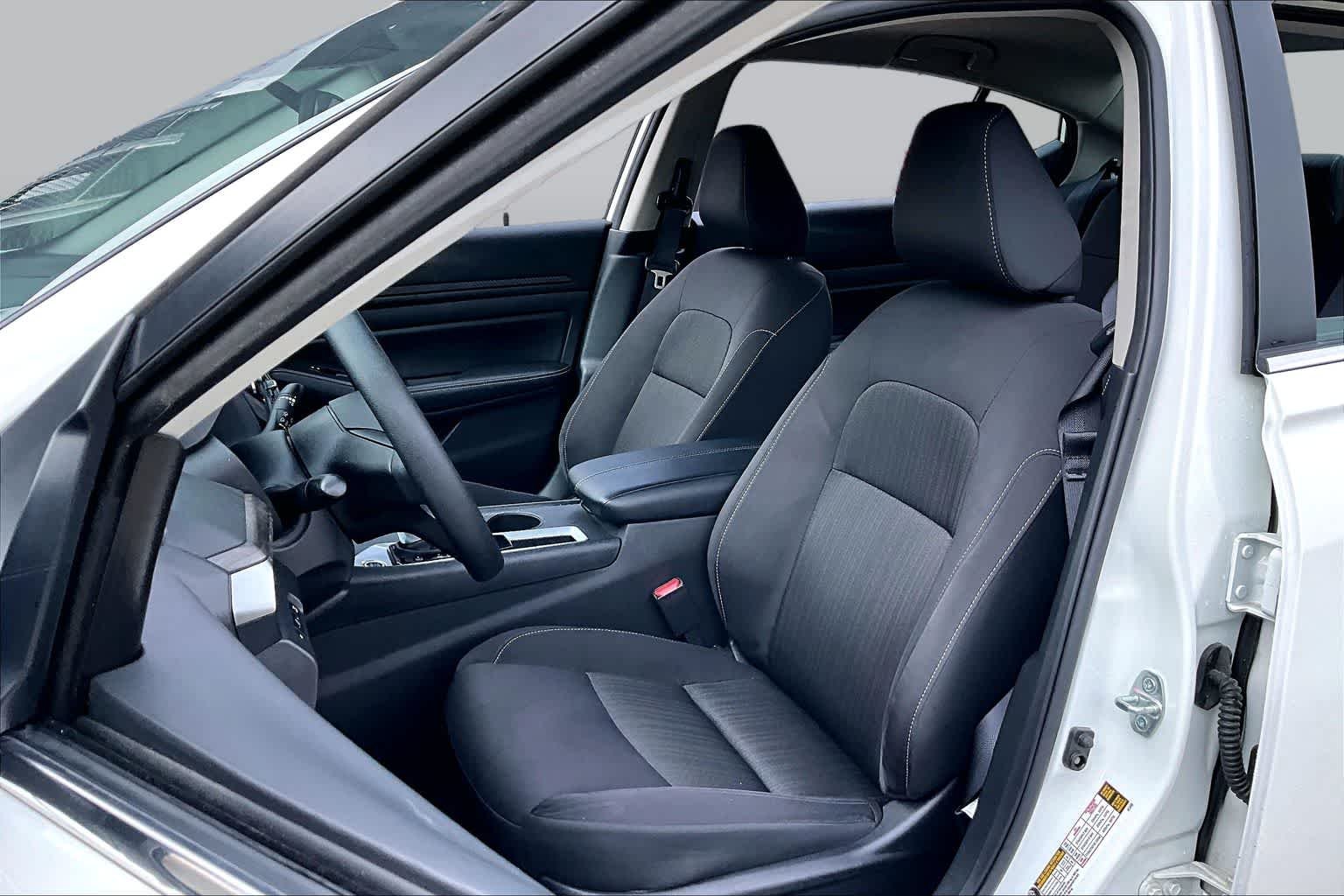 Pre-Owned 2025 Nissan Altima SV
