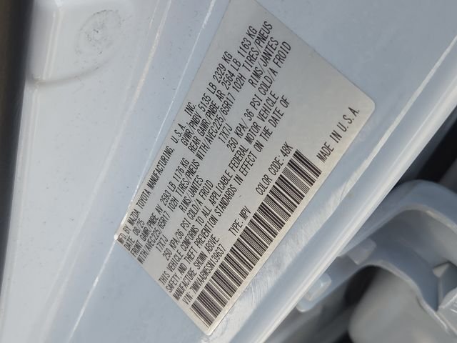 Certified Used 2025 Pearl Mazda Preferred image 9