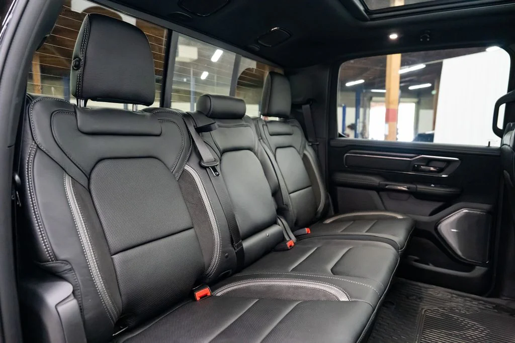 New 2026 Diamond Black Crystal Pearl-Coat Exterior Paint RAM RHO image 35