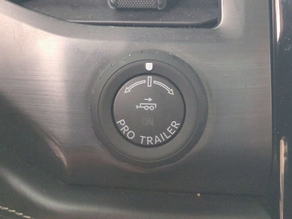 2023 Ford F-150 Lightning Platinum - Photo 29