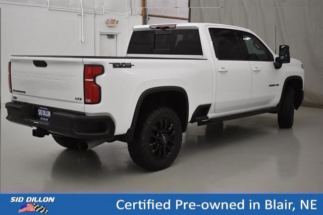 Used 2025 Summit White Chevrolet LTZ image 14