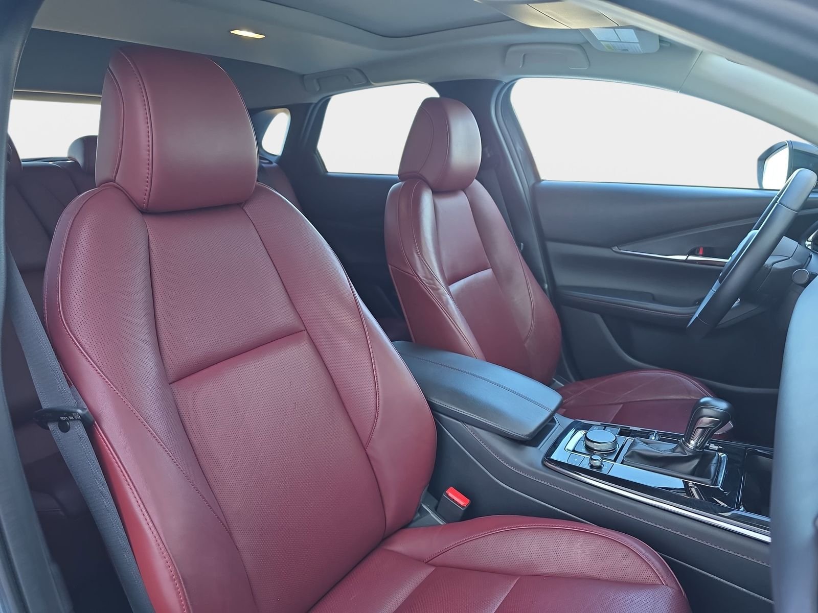 2025 Mazda CX-30 Carbon Edition - Photo 12