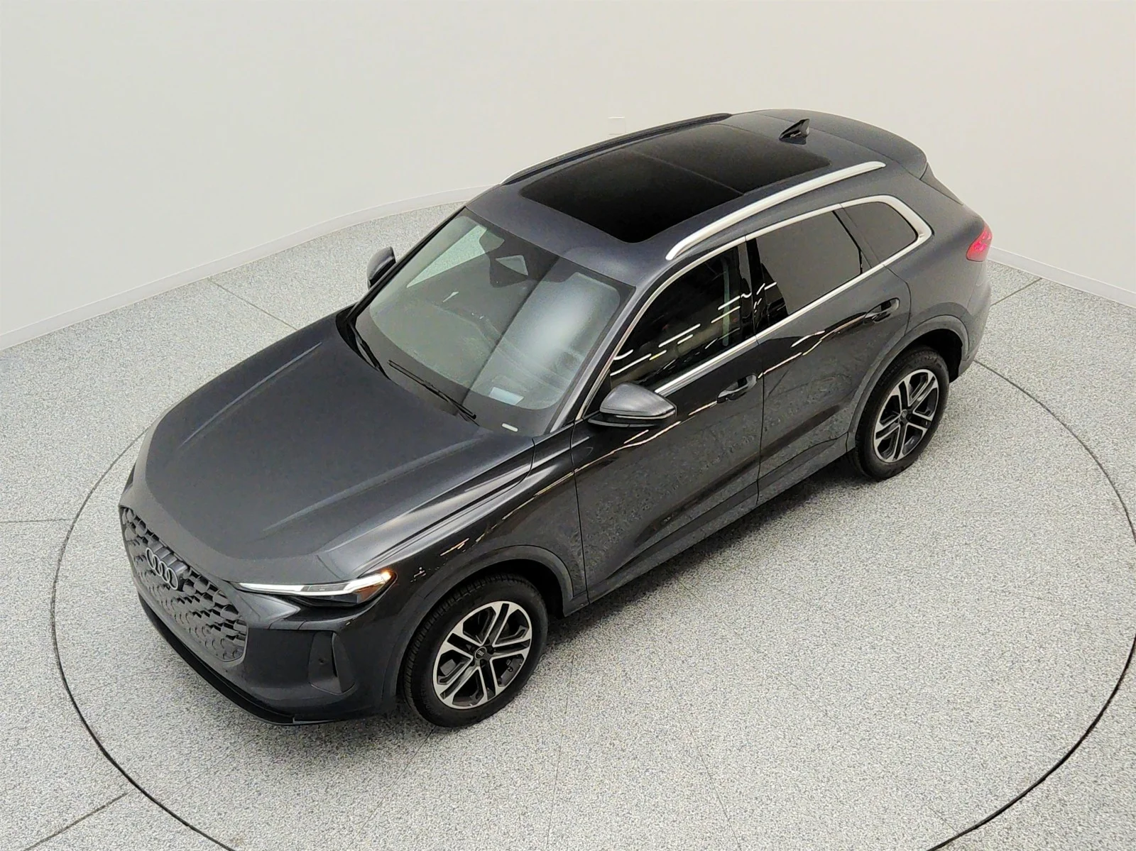 Used 2025 Tambora Gray Metallic Audi Premium Plus 2.0 TFSI quattro image 22