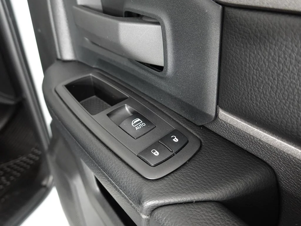 2024 RAM 3500 Tradesman - Photo 15