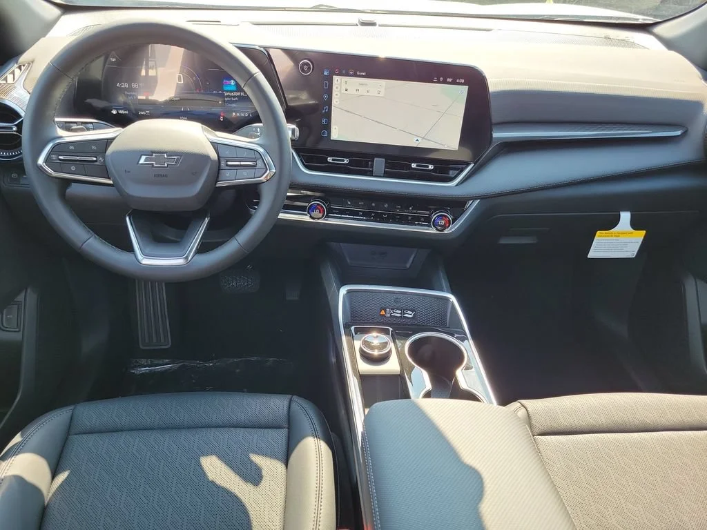 2027 Chevrolet Equinox LT - Photo 20