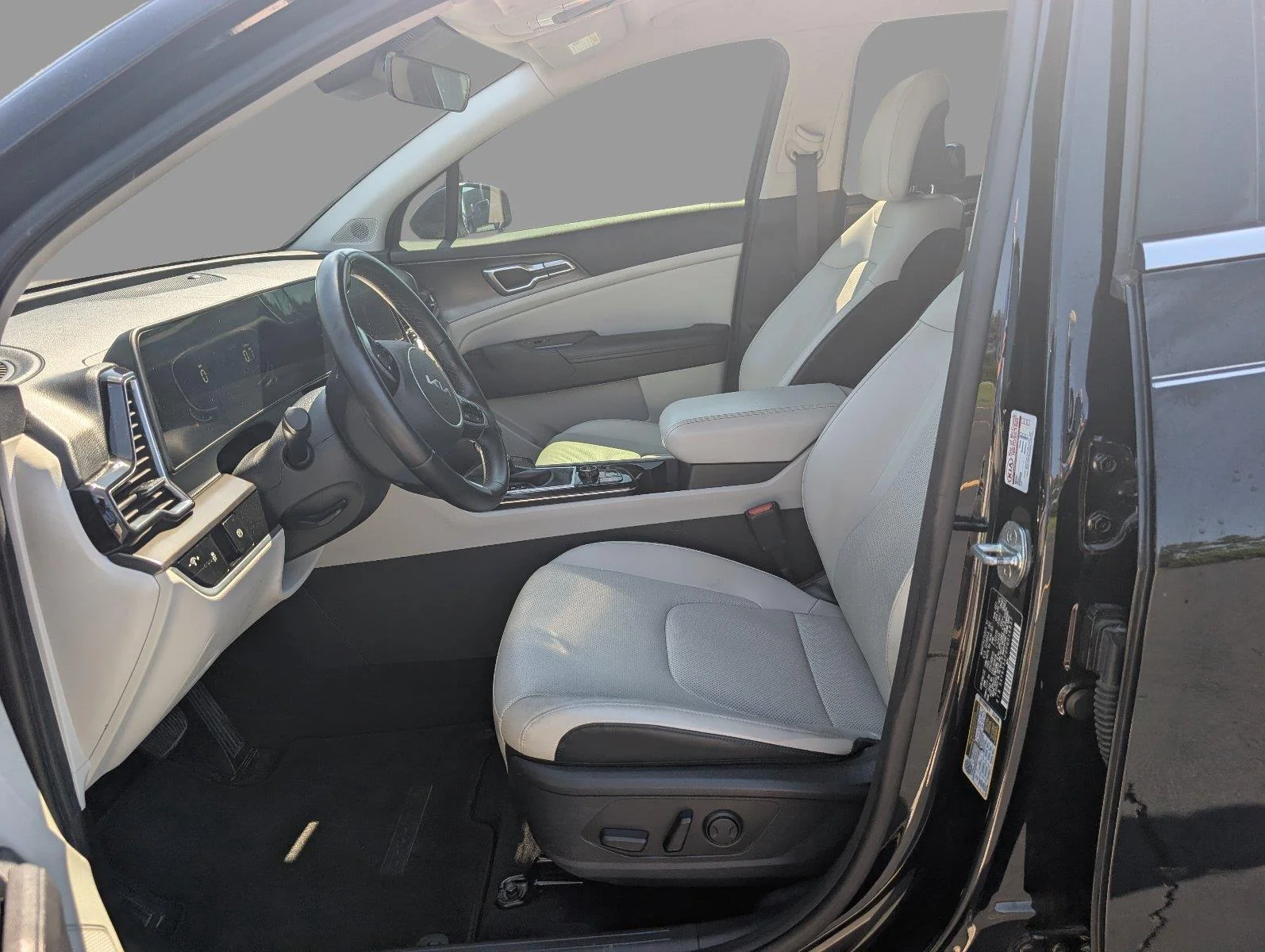 Used 2023 Ebony Black Kia EX image 12