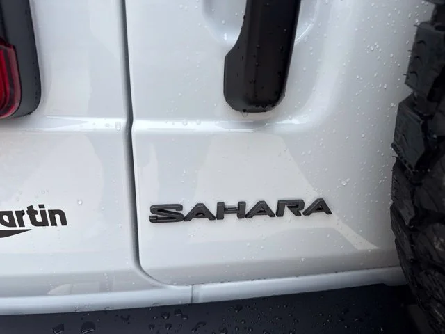 New 2027 White Jeep Sahara image 5