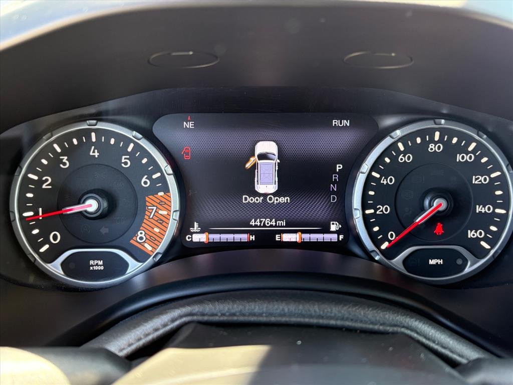 Used 2022 Slate Blue Pearl Coat Jeep Altitude image 9