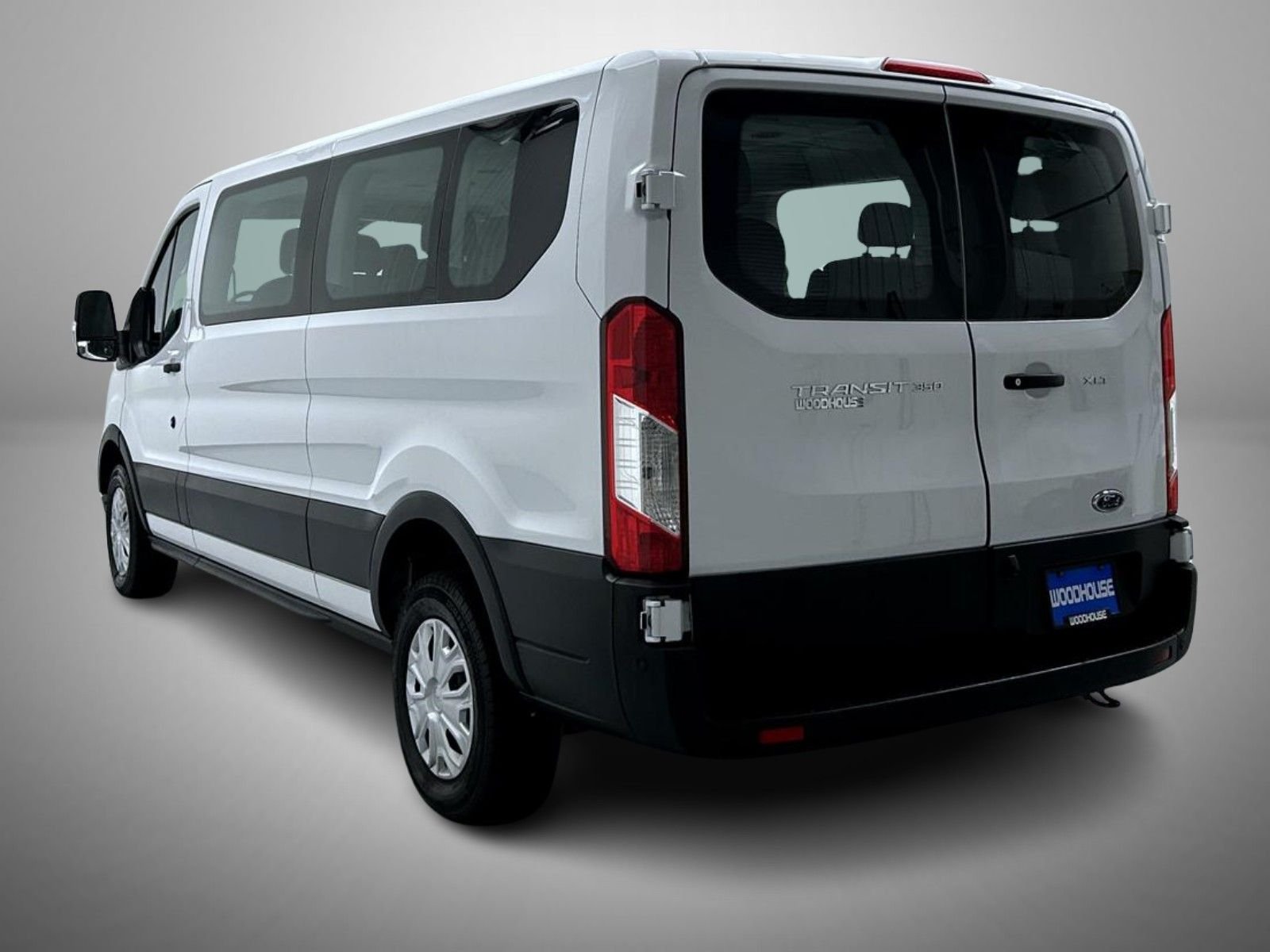 2025 Ford Transit Passenger Van XLT - Photo 7