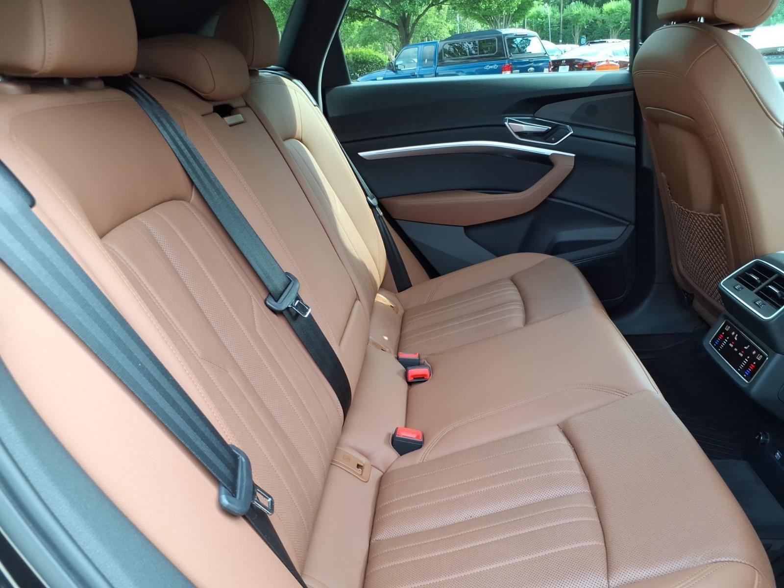 Used 2019 Mythos Black Metallic Audi Premium Plus image 25