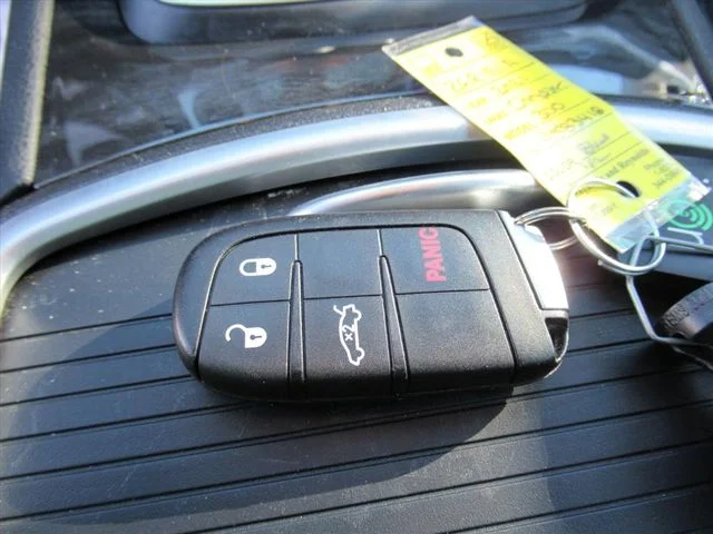 Used 2021  Chrysler Touring image 27