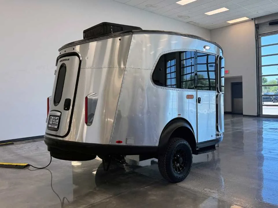 New 2025 SILVER AIRSTREAM  image 2