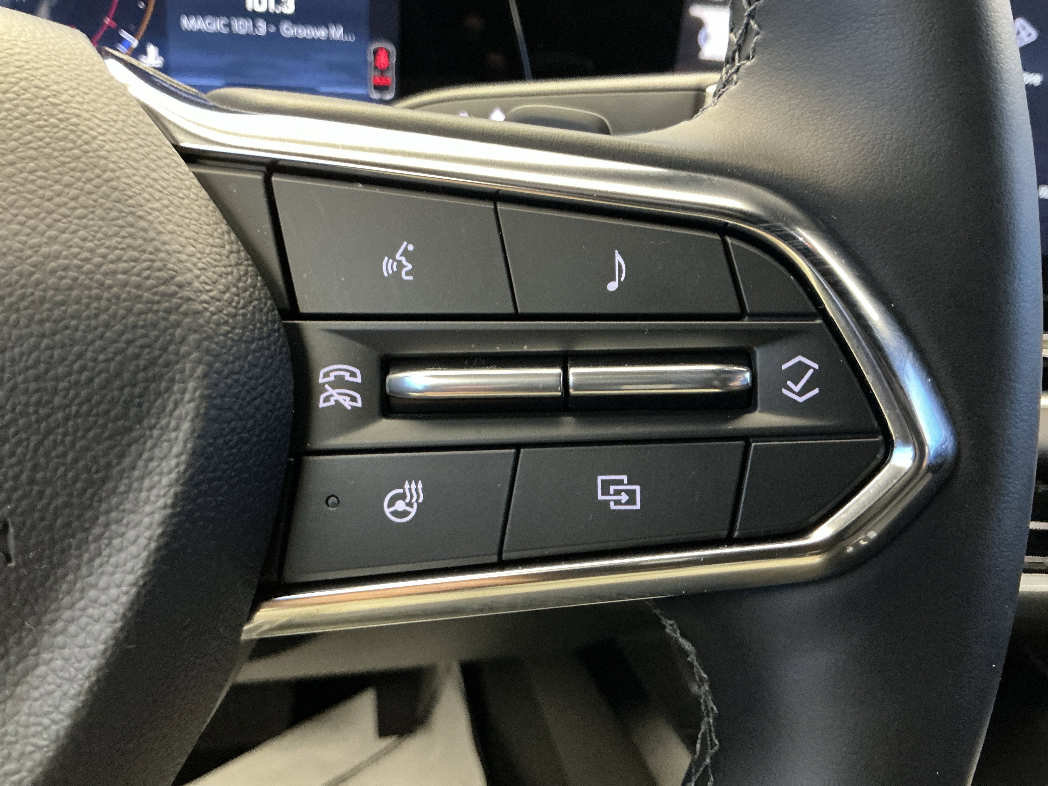 2026 Chevrolet Equinox LT - Photo 16