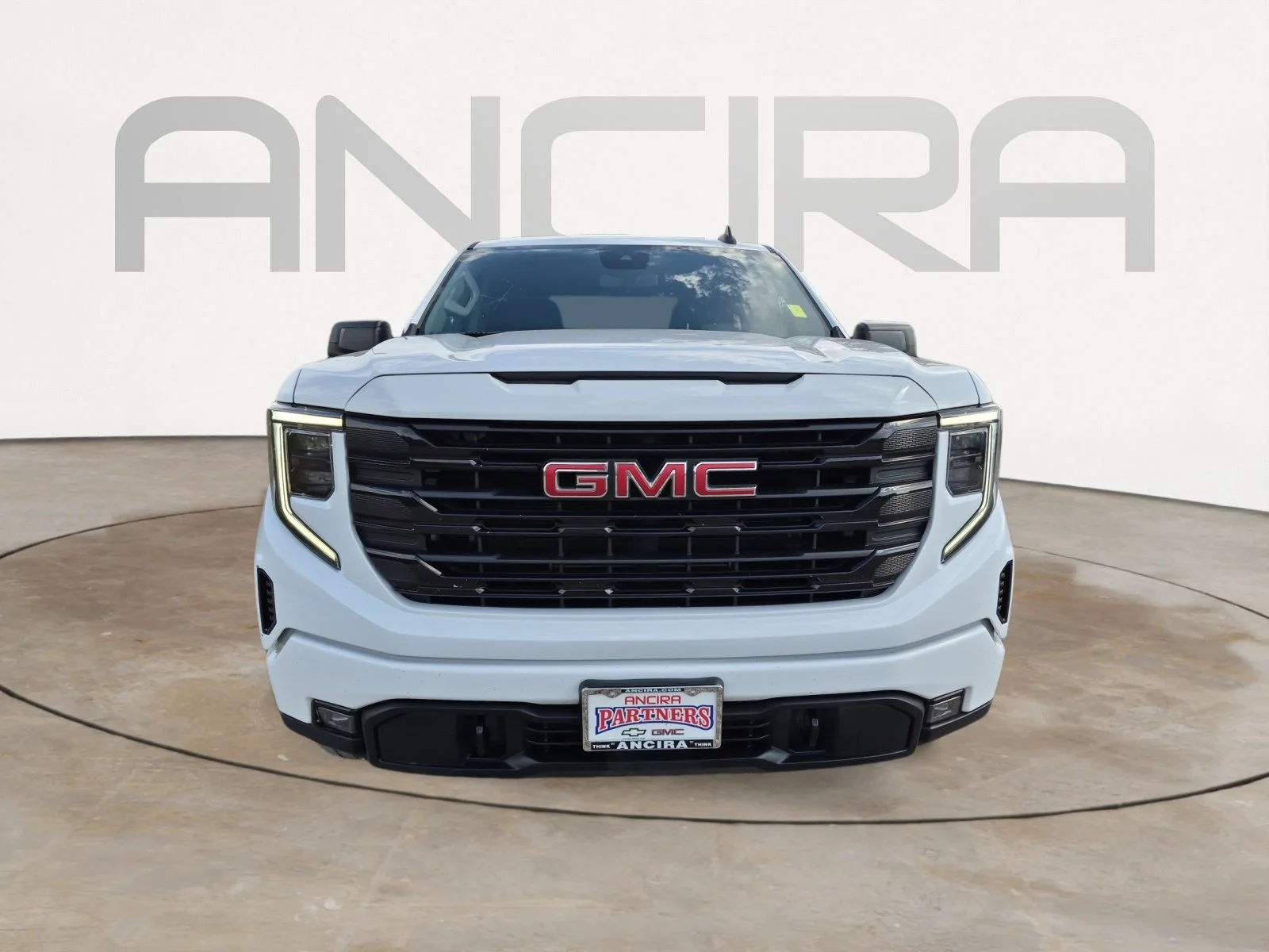 Used 2022 Summit White GMC Elevation image 4