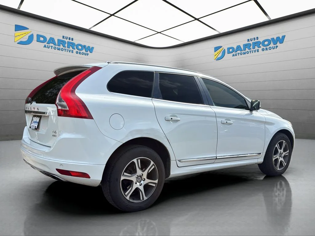 Used 2015 White Volvo T6 image 5