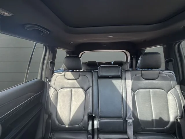 Used 2022 White Jeep Overland image 20