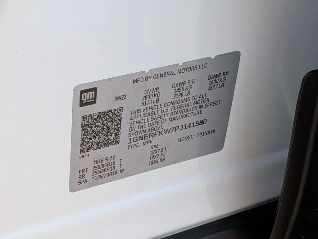 Used 2023 White Chevrolet LS image 34