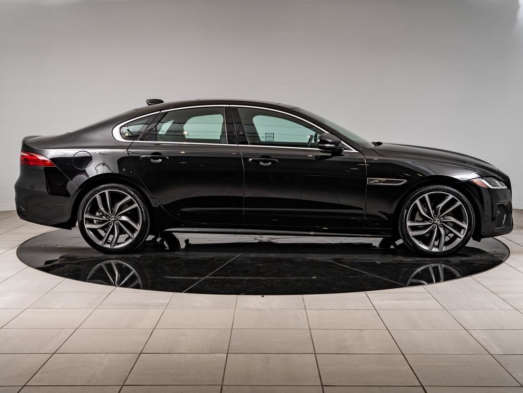 2024 Jaguar XF R-Dynamic SE - Photo 11
