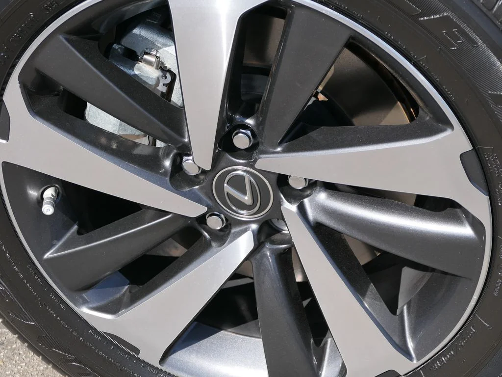 Used 2020 Caviar Lexus 300h image 10