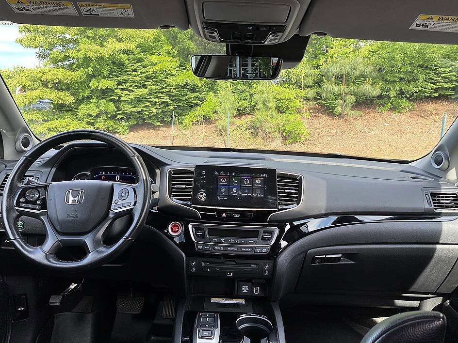 Used 2020 Silver Metallic Honda Elite image 18