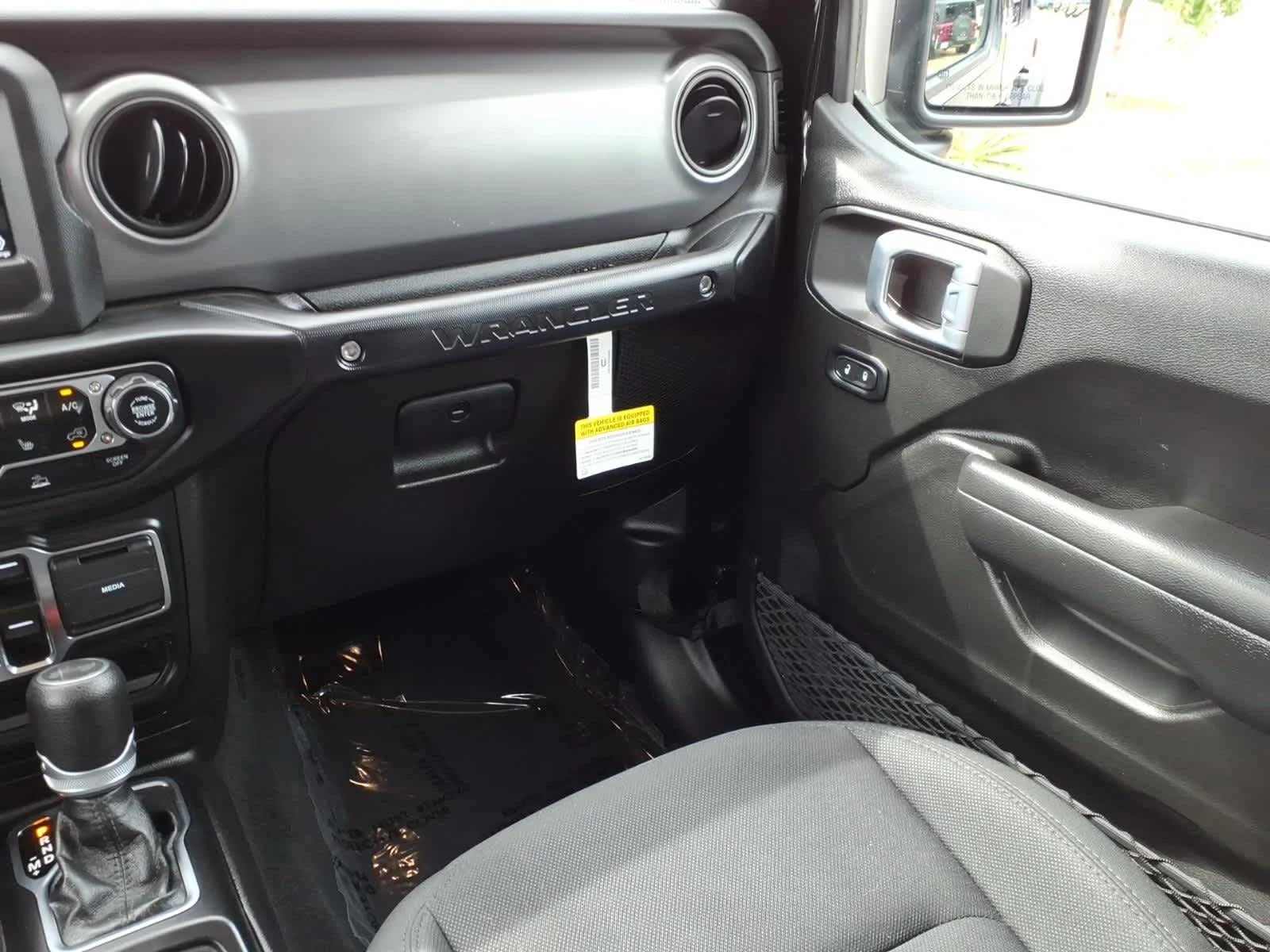 Certified Used 2022 Black Clearcoat Jeep Unlimited Willys image 16
