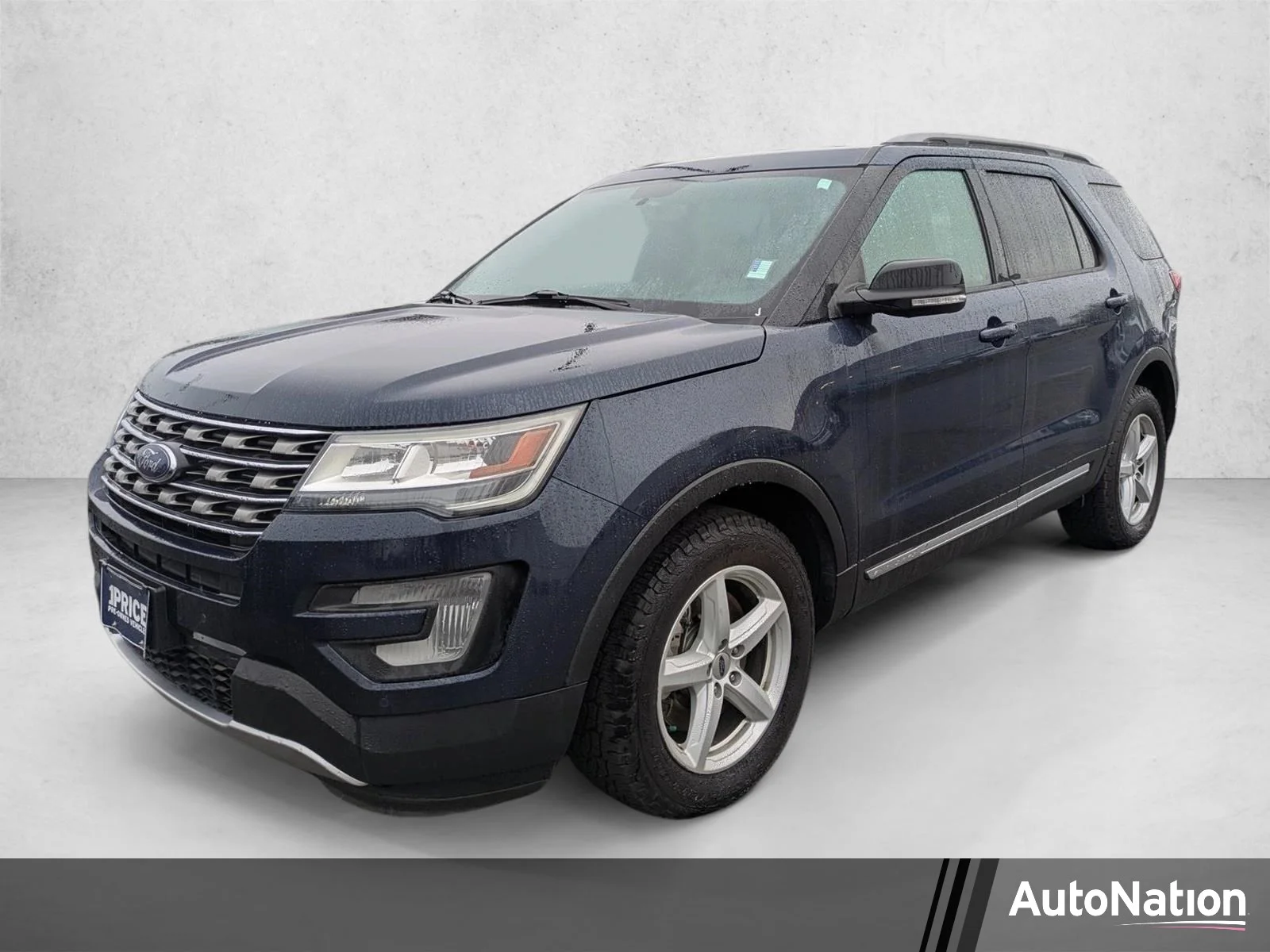 2017 Ford Explorer XLT 4WD's photo