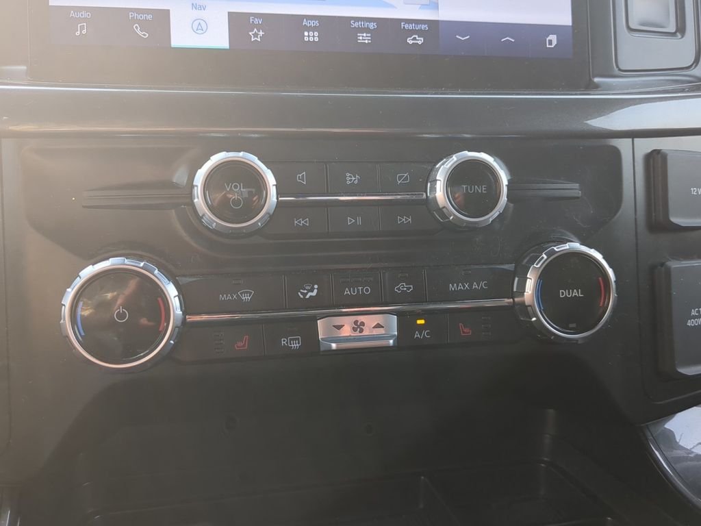 Used 2023 Gray Metallic Ford Tremor image 28