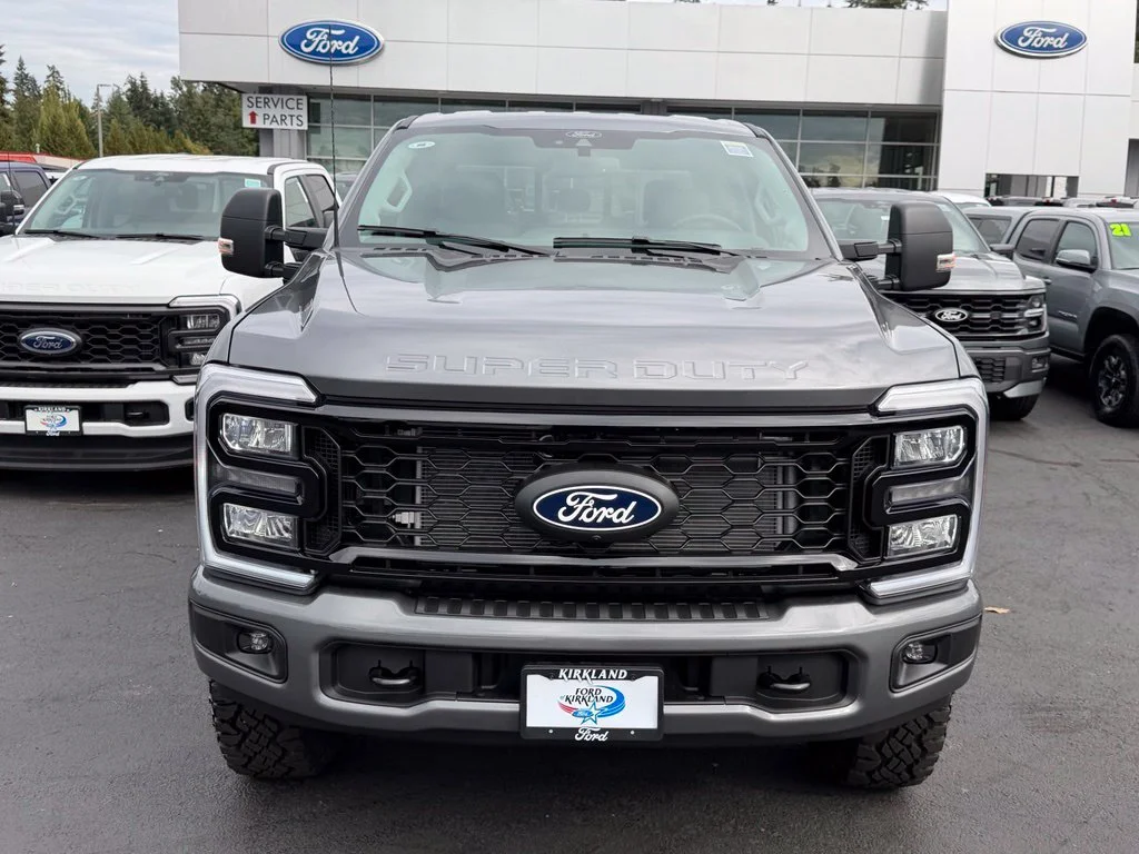 New 2027 Carbonized Gray Metallic Ford F-250® XLT image 5