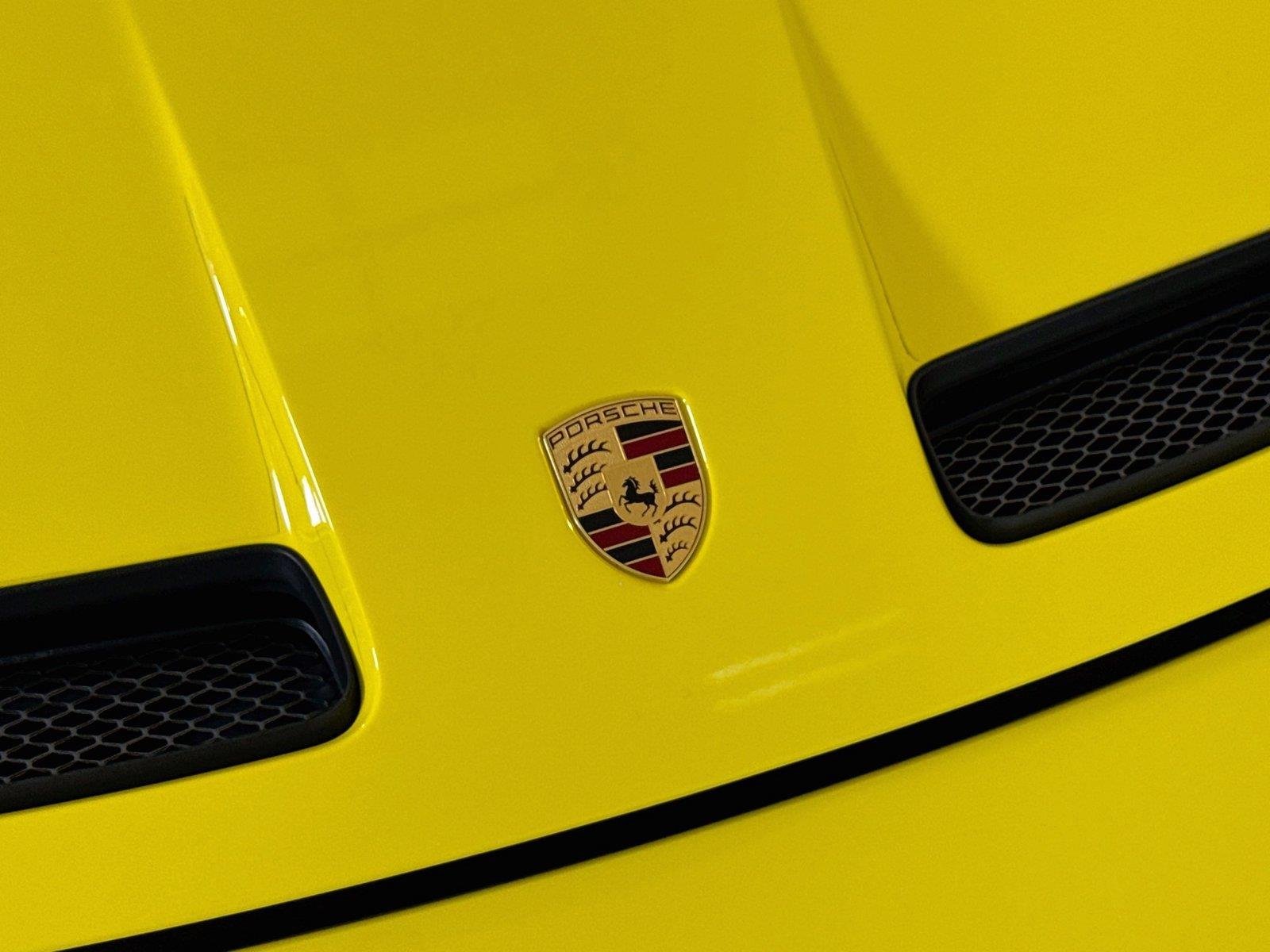 Used 2022 Racing Yellow Porsche GT3 | PCCB | PDLS+ | Matte Carbon Trim | Exclusive Design Taillights image 31