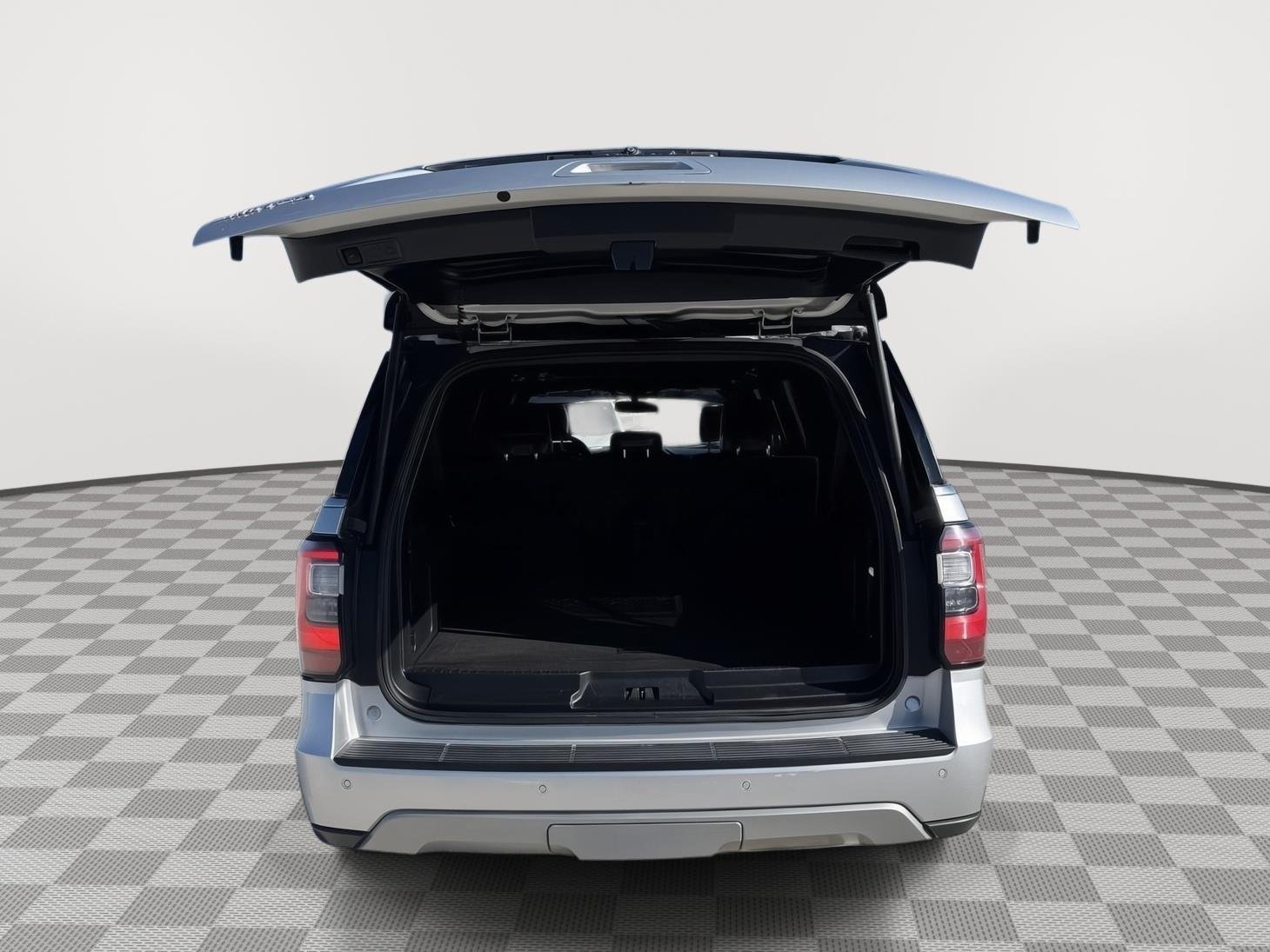 Used 2019 Ingot Silver Ford Limited image 20