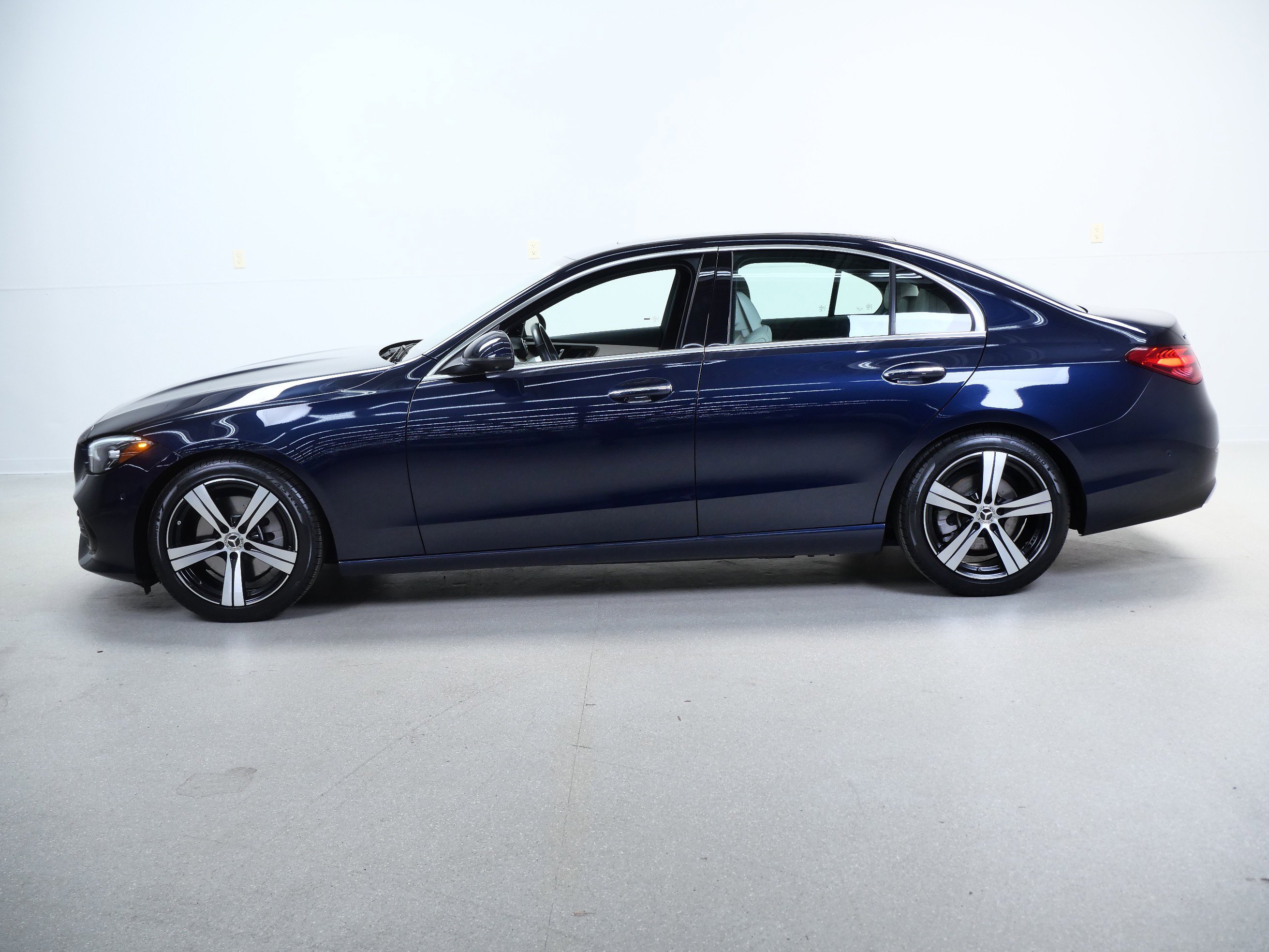 Certified Used 2022 Lunar Blue Metallic Mercedes-Benz C 300 image 10