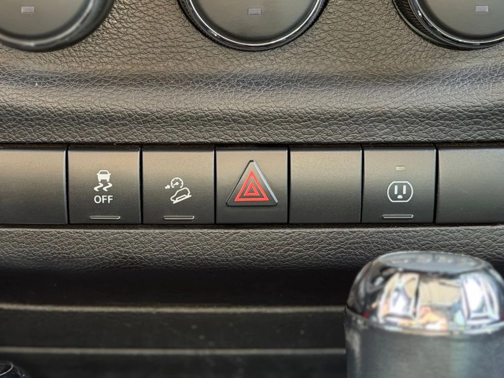 Used 2018 Red Jeep Unlimited Sahara image 14