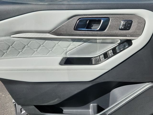 New 2026 Carbonized Gray Metallic Ford Platinum™ image 7