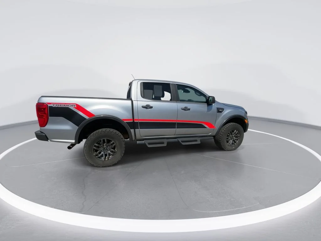 Used 2021 Silver Ford XLT image 9