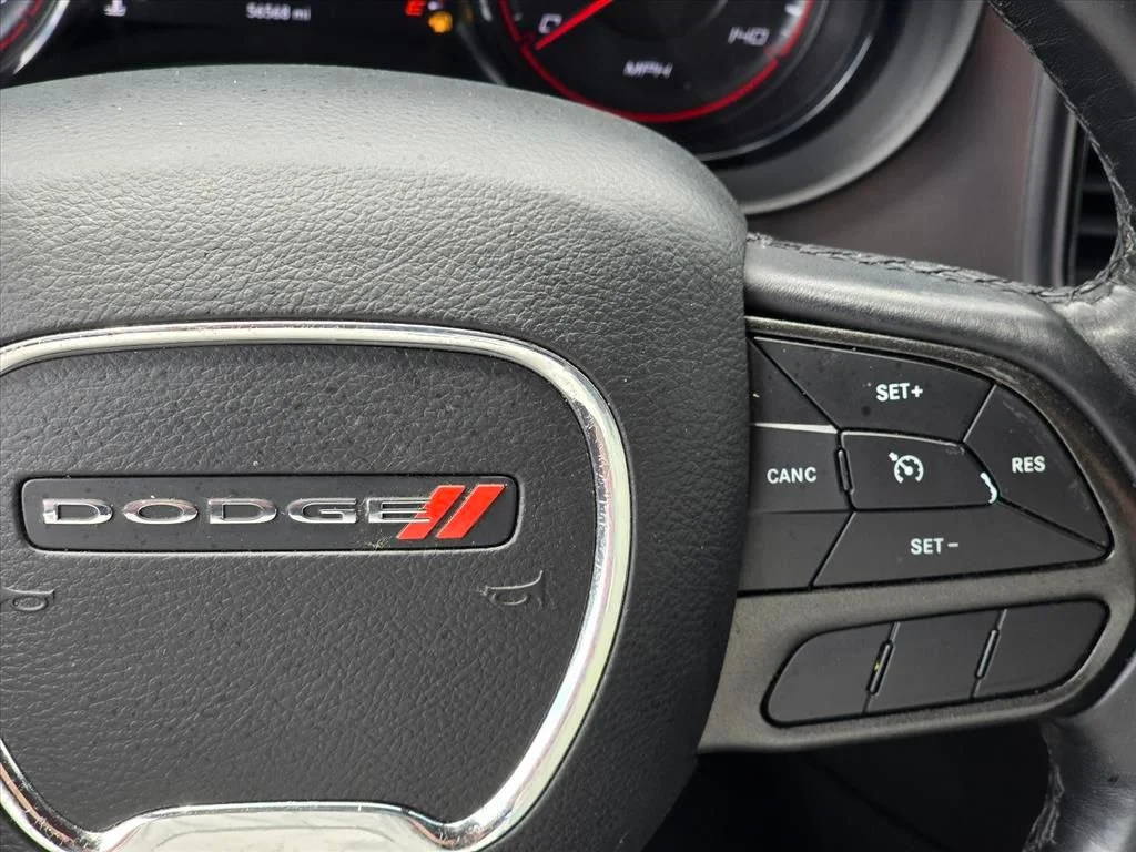 Used 2022 Black Dodge SXT image 16