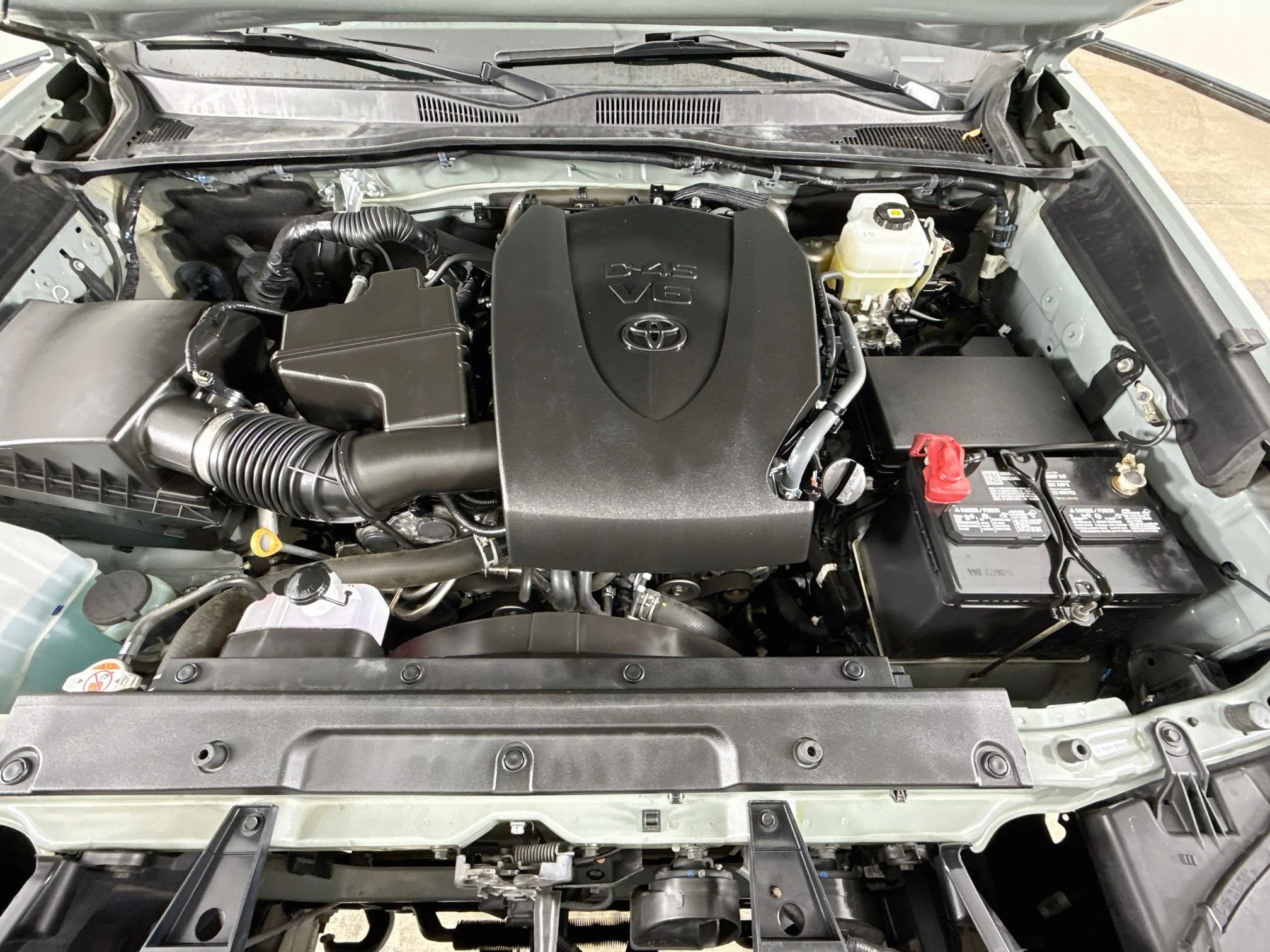 Used 2022  Toyota SR image 29